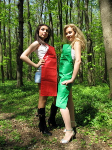 Red & Green aprons in the woods